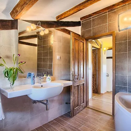 Ida Holiday home
